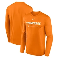 Men's Nike Tennessee Orange Volunteers 2025 Courtside Basketball Shootaround Legend Dri-FIT Long Sleeve T-Shirt