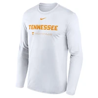 T-shirt Nike blanc à manches longues Tennessee Volunteers 2025 Courtside Basketball Shootaround Legend Dri-FIT pour homme
