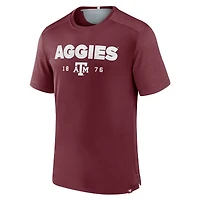 T-shirt Fanatics Maroon Texas A&M Aggies Defender Rush pour hommes
