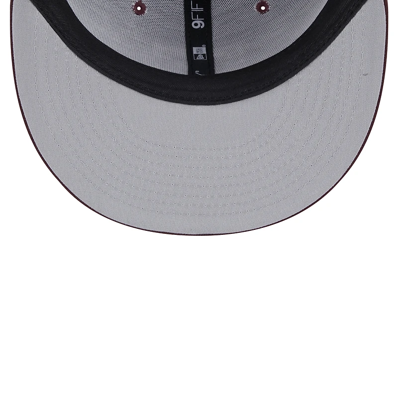 Casquette de camionneur à visière plate New Era 9FIFTY Texas A&M Aggies marron pour homme