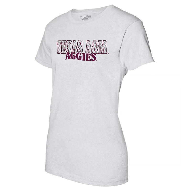 V105855 TexA&M 240137_CR6710 IM1 Nom de l'équipe à carreaux pour femmes T-shirt SS Triblend ondulé TEELADRIB TAM240137_CR6710_HEWH #8