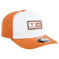 Casquette ajustable New Era 9SEVENTY pour homme, blanche/orange Texas Longhorns, perforée et patchée