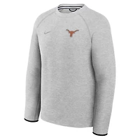Men's Nike Heather Gray Texas Longhorns Tech Fleece Raglan Sweatshirt
