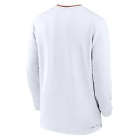 Haut à manches longues et demi-zip Nike blanc Texas Longhorns 2024 Sideline Coach Performance pour homme