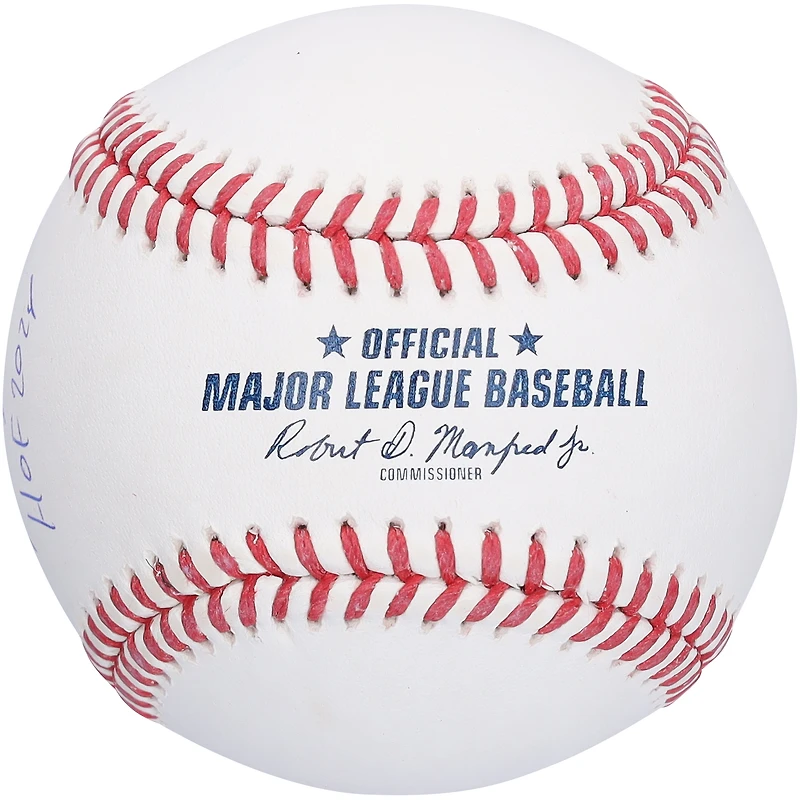 Adrian Beltre, Texas Rangers, a dédicacé le logo du Temple de la renommée avec l'inscription « HOF 2024 »