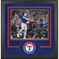Photographie encadrée de luxe autographiée par Josh Sborz des Texas Rangers, champions de la Série mondiale 2023, 16" x 20" avec l'inscription "Final Out"