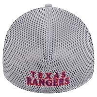 Casquette Linear 39THIRTY Flex grise des Texas Rangers de New Era pour homme