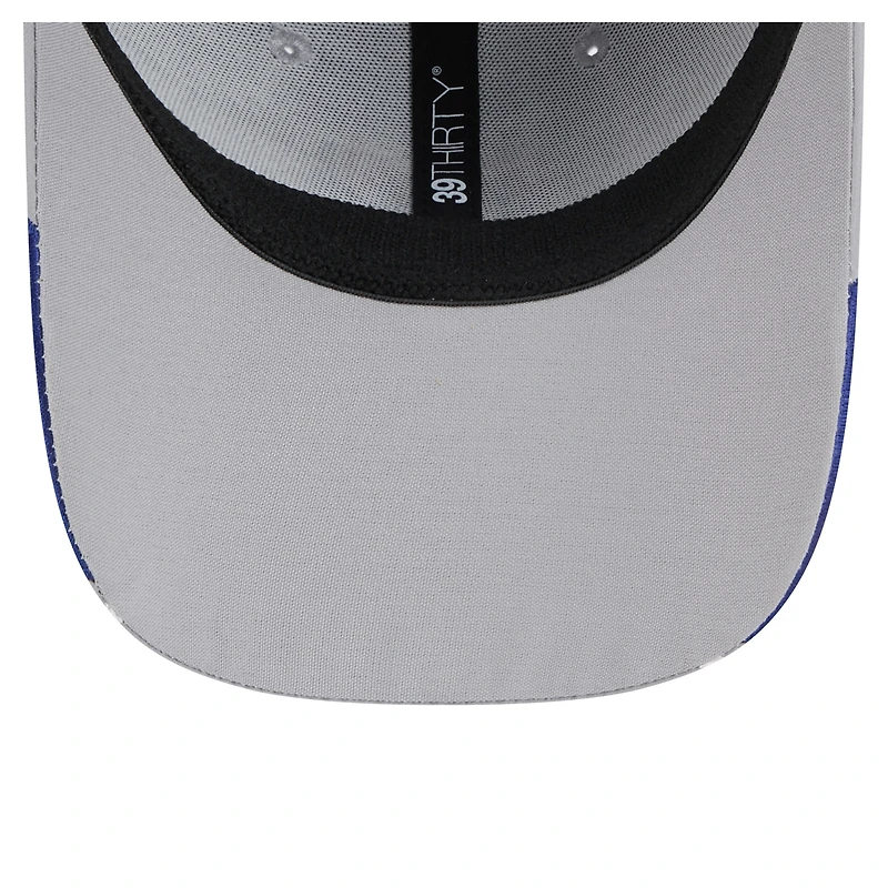 Casquette Linear 39THIRTY Flex grise des Texas Rangers de New Era pour homme