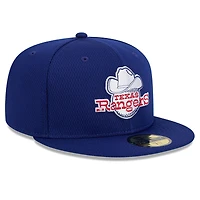 Men's New Era Royal Texas Rangers 2025 MLB Clubhouse 59FIFTY Fitted Hat