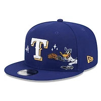 Casquette snapback New Era Royal Texas Rangers Looney Tunes Daffy Duck 9FIFTY pour homme