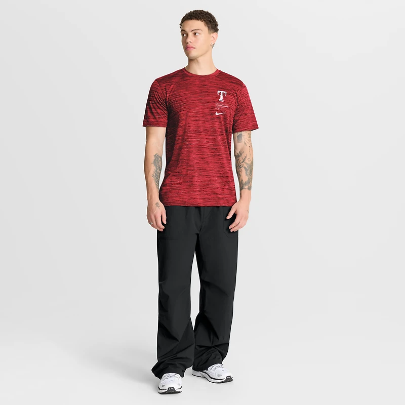 T-shirt Nike Velocity Dri-FIT rouge Texas Rangers pour homme