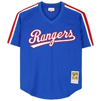 Pull d'entraînement au bâton autographié Royal Mitchell & Ness de Nolan Ryan Texas Rangers