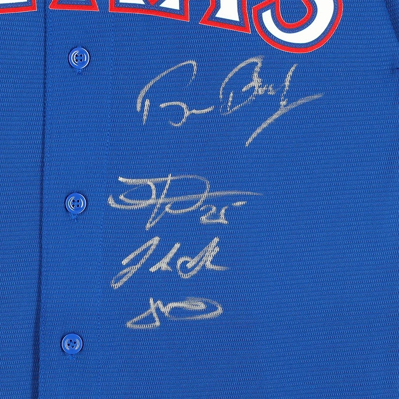 Maillot Nike Max Scherzer bleu multi-signé des champions de la série mondiale MLB 2023 des Texas Rangers avec 8 signatures dont Corey Seager, Adolis Garcia et Max Scherzer - Édition limitée à 10
