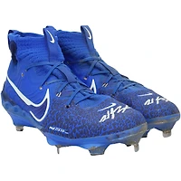 Crampons Nike bleus autographiés et portés en match par Wyatt Langford (Texas Rangers) lors de la saison 2025 de la MLB