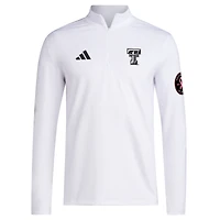 Pull zippé quart de tour adidas blanc Texas Tech Red Raiders Wear Pink pour homme