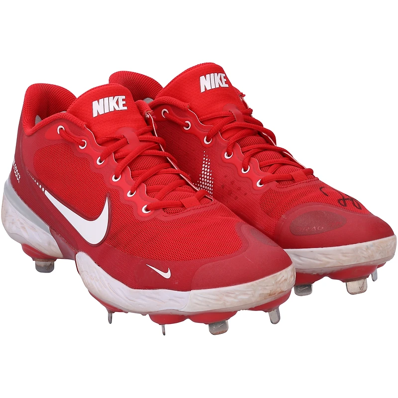 Chaussures à crampons Nike rouges autographiées par George Springer des Blue Jays de Toronto lors de la saison 2023 de la MLB