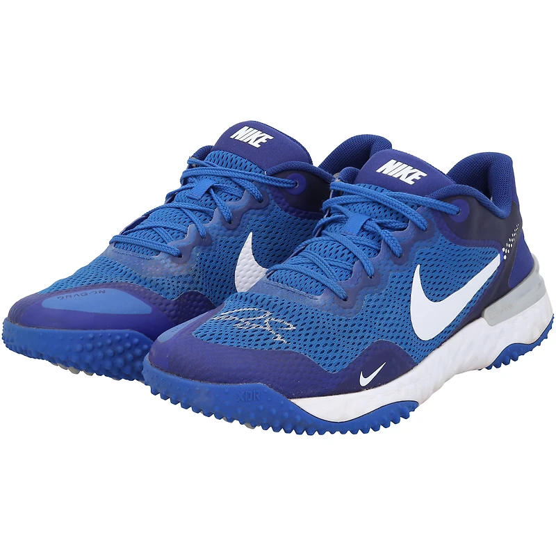 Chaussures Nike Alpha bleues autographiées par George Springer des Blue Jays de Toronto lors de la saison 2023 de la MLB - RG13309590-91