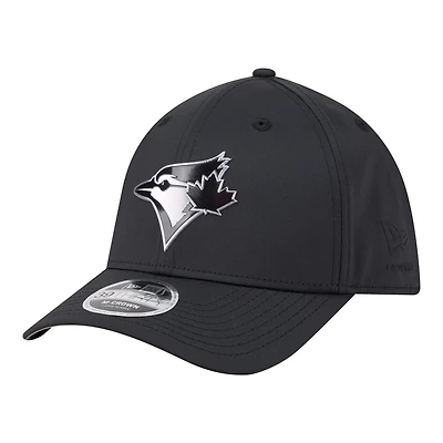 Casquette New Era noire pour homme, modèle 39THIRTY M-Crown Flex, motif métallisé des Blue Jays de Toronto