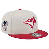 Casquette ajustée 9FIFTY pour la fête du Canada de la MLB 2024 des Blue Jays de Toronto New Era kaki/rouge pour hommes