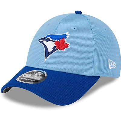 Casquette ajustable 9FORTY pour hommes, bleu poudre, Toronto Blue Jays 2024, entraînement au bâton sur le terrain, New Era