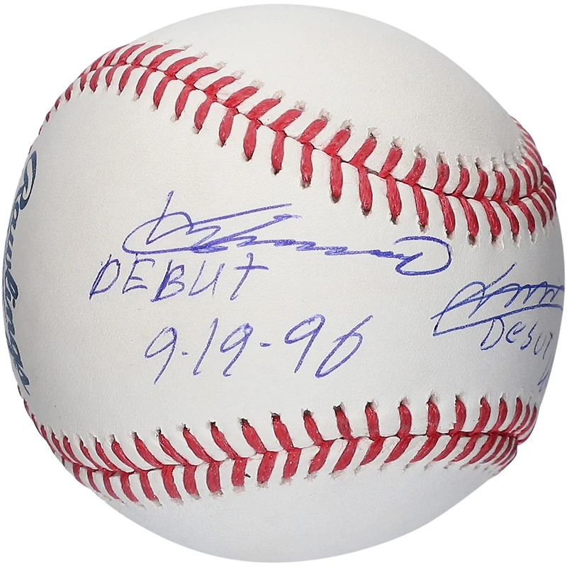 Ballon de baseball autographié par Vladimir Guerrero des Blue Jays de Toronto et Vladimir Guerrero des Expos de Montréal avec deux inscriptions pour leurs débuts