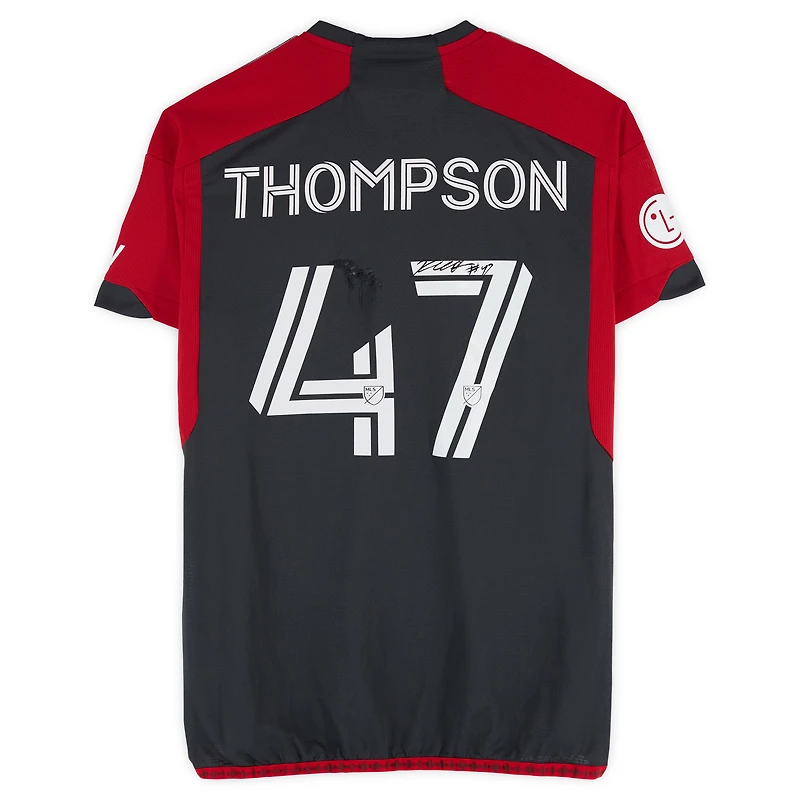 Maillot adidas noir dédicacé par Kosi Thompson du Toronto FC, numéro 47, utilisé lors de la saison 2024 de la MLS - Taille M