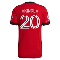 Homme adidas Ayo Akinola Rouge Toronto FC 2021 A41 - Maillot de joueur authentique