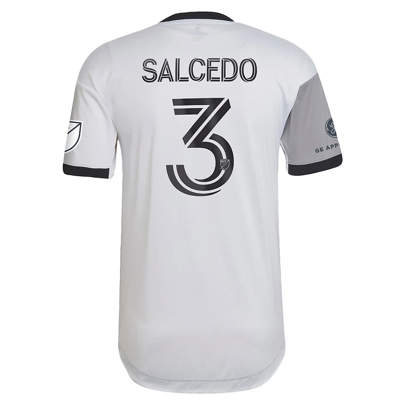 Toronto FC - 2022 Community Kit Authentic Player Jersey Adidas Carlos Salcedo pour homme