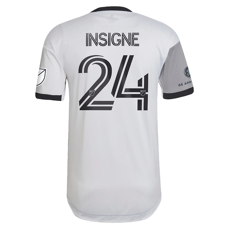 Adidas Lorenzo Insigne pour homme Blanc/Gris Toronto FC 2022 Secondaire - Maillot de joueur authentique