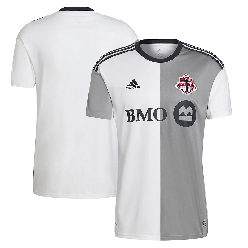Maillot authentique Toronto FC - 2022 Community Kit adidas pour homme Blanc