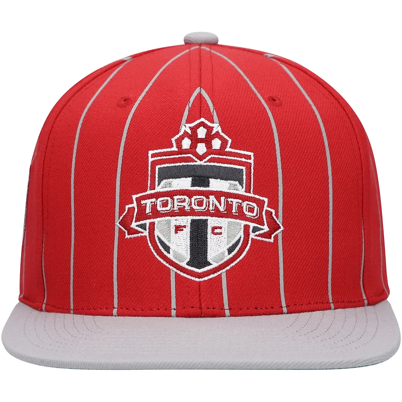 Casquette Mitchell & Ness rouge pour homme pin de l'équipe du Toronto FC