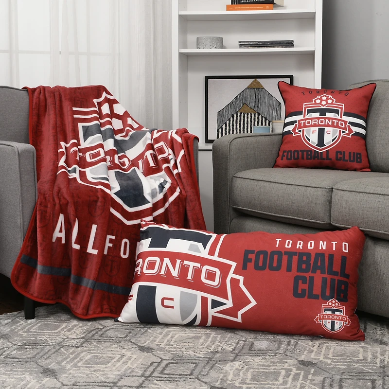Toronto FC - 18'' x 36'' Body Pillow