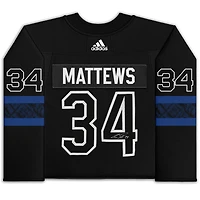 Maillot authentique alternatif dédicacé par Auston Matthews des Maple Leafs de Toronto