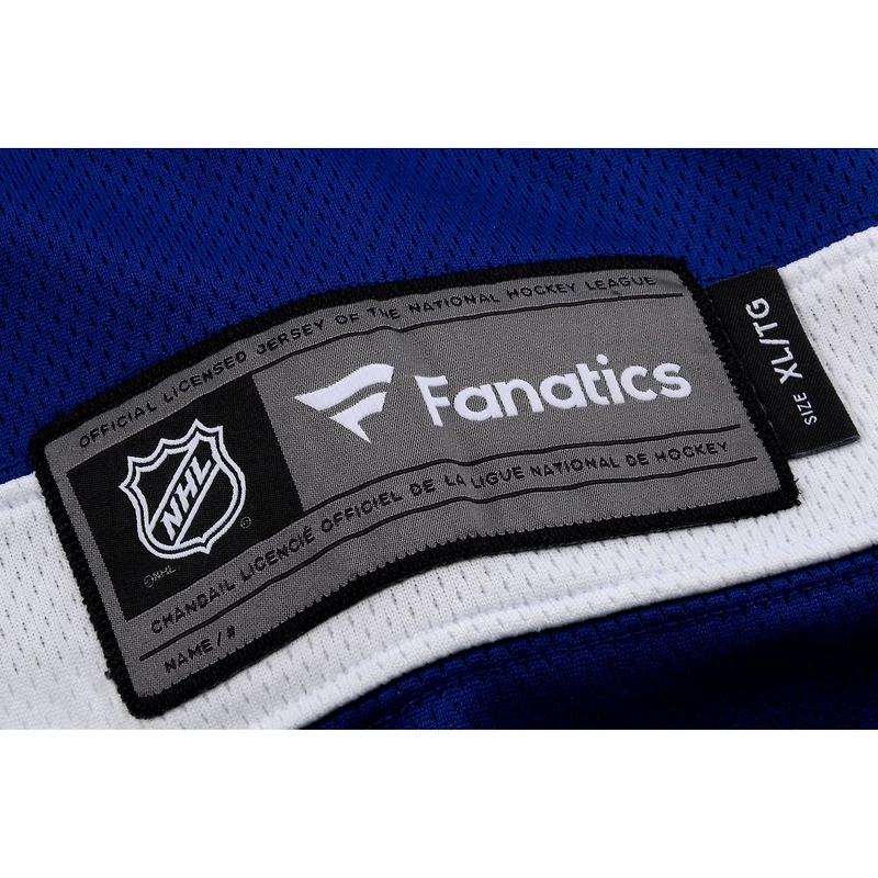 Maillot Breakaway bleu autographié par Auston Matthews des Maple Leafs de Toronto