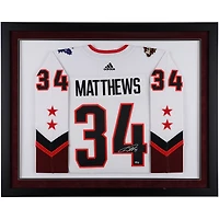 Maillot authentique Adidas blanc autographié de luxe encadré par Auston Matthews des Maple Leafs de Toronto lors du match des étoiles de la LNH 2022