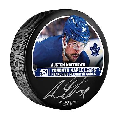 Rondelle de hockey autographiée par Auston Matthews, meilleur buteur de la franchise des Maple Leafs de Toronto - Édition limitée à 134 exemplaires