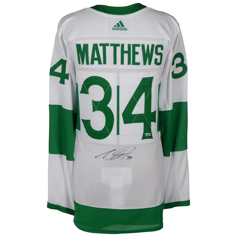 Maillot Adidas authentique dédicacé par Auston Matthews des Maple Leafs de Toronto des Toronto St. Pats