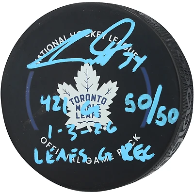 Rondelle de match officielle autographiée par Auston Matthews des Maple Leafs de Toronto avec inscriptions multiples - Édition limitée n° 50/50