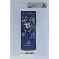Billet autographié par Auston Matthews des Maple Leafs de Toronto, daté du 4 avril 2017, avec inscription « Calder 2017 » - Note Beckett/Fanatics : 10