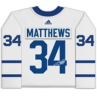 Maillot Adidas authentique blanc autographié par Auston Matthews des Maple Leafs de Toronto
