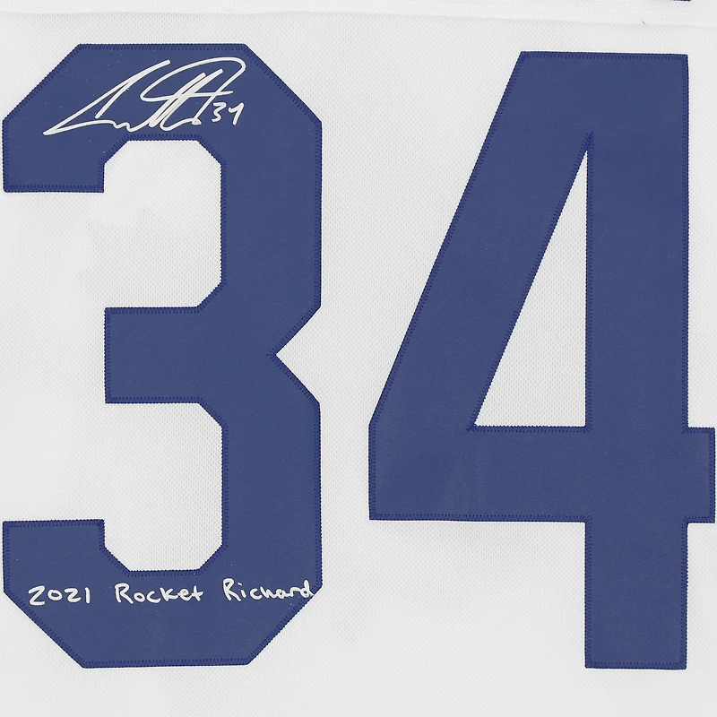 Maillot adidas blanc autographié par Auston Matthews des Maple Leafs de Toronto avec inscription « 2021 Rocket Richard »