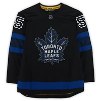 Maillot authentique noir dédicacé par Mark Giordano des Maple Leafs de Toronto