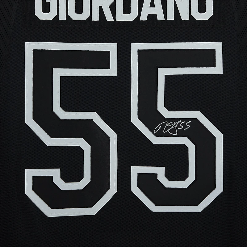 Maillot authentique noir dédicacé par Mark Giordano des Maple Leafs de Toronto