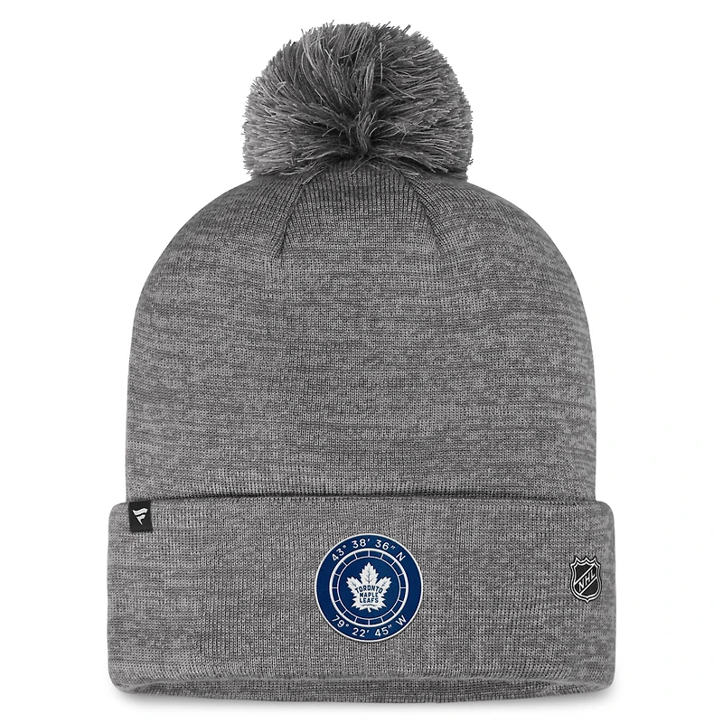 Bonnet en tricot à revers de glace Authentic Pro Home des Maple Leafs de Toronto Fanatics gris pour hommes avec pompon