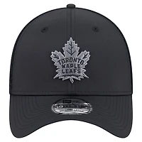 Men's New Era  Black Toronto Maple Leafs Blackout 39THIRTY Flex Fit Hat