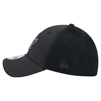 Casquette New Era noire Toronto Maple Leafs Blackout 39THIRTY Flex Fit pour homme