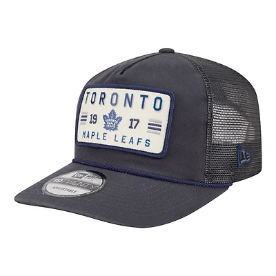 Casquette trucker ajustable New Era 19TWENTY pour homme, couleur anthracite, avec écusson délavé des Maple Leafs de Toronto.