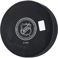 Rondelle de hockey autographiée par Nick Robertson des Maple Leafs de Toronto