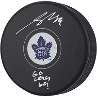 Rondelle de hockey autographiée par Nick Robertson des Maple Leafs de Toronto avec l'inscription « Go Leafs Go! »