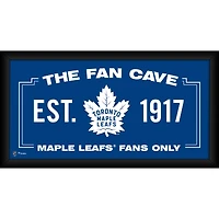 Collage encadré de 10" x 20" de la Fan Cave des Maple Leafs de Toronto